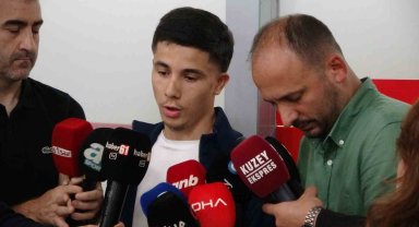 Trabzonspor'un yeni transferi Benjamin Bouchouari, Trabzon'a geldi