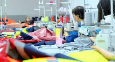  Ücretli çalışan sayısı yıllık yüzde 1,2 arttı