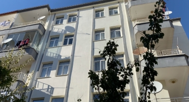 5. Kattan Düşen Genç Ağır Yaralandı