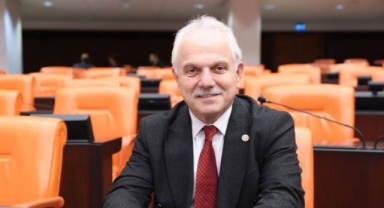 AK Parti’den 23 Yıllık Eğitim Karnesi: Giresun Milletvekili Elmas’tan Çarpıcı Açıklama