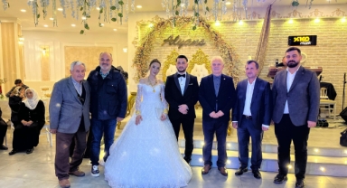 AK Parti Giresun Heyeti Genç Çiftlerin Mutlu Gününde Yanlarında Oldu