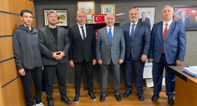 AK Parti Giresun Heyeti TBMM'de Milletvekili Temür'ü Ziyaret Etti