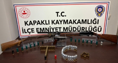 Arama yapılan evde ruhsatsız tabanca ve 2 av tüfeği ele geçirildi