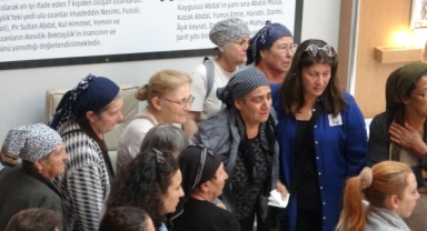 Babasının mezarını ziyaretten dönerken geçirdiği kazada hayatını kaybetti