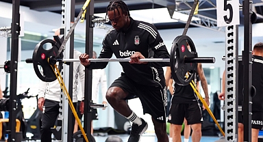 Beşiktaş, salonda çalıştı