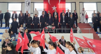 Eynesil’de Cumhuriyet Bayramı Etkinliklerinde Renkli Görüntüler