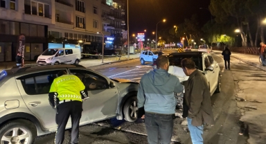 Feci Kazada Kontrolden Çıkan Otomobil Karşı Şeride Geçti, 6 Yaralı