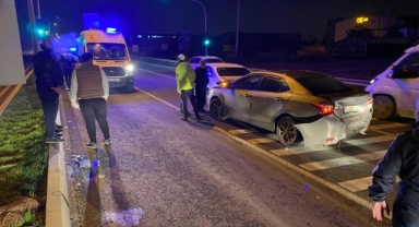 Feci zincirleme kazada 1'i çocuk 5 kişi yaralandı