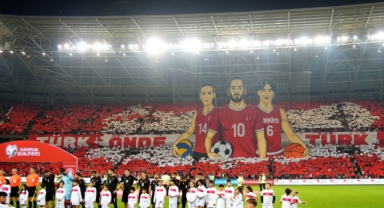 Filistinli Çocuklar A Milli Takımla Sahada