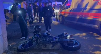 Filmleri aratmayan kovalamaca kazayla bitti: 2 yaralı