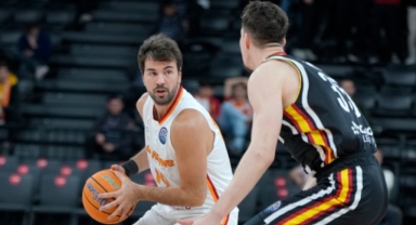 Galatasaray 89 - 83 Würzburg Baskets