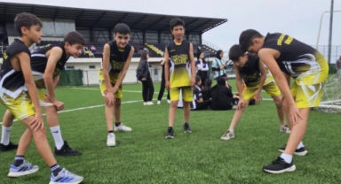 Genç Sporcular Eynesil'de Cumhuriyet İçin Koştu!