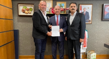 Giresun Milletvekili Temür, Çepni Derneği Temsilcilerini Meclis'te Ağırladı