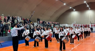 Güce’de Cumhuriyet’in 102. Yılı Coşkuyla Kutlandı