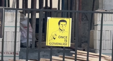 İnşaatta Dehşet! İskele Çöktü, Bir İşçi Hayatını Kaybetti