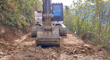 Kırsalda Hizmet Durmuyor: Giresun İl Özel İdaresi'nden Hafta Sonu Mesaisi!