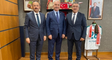Milletvekili Ali Temür, TBMM’de Giresunlu Konuklarını Ağırladı