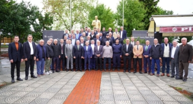 Piraziz’de 19 Ekim Muhtarlar Günü'ne Özel Kutlama