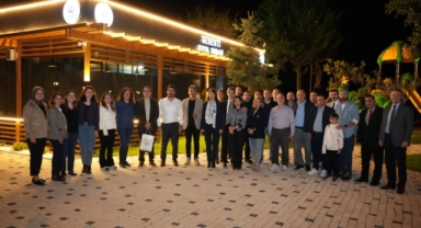 Piraziz’de Bilim ve Teknoloji Şöleni: Başkan Ayyıldız’dan Bilime ve Yeniliğe Plaketli Teşekkür!