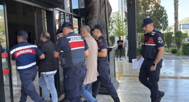 Sahte pasaportla 24 milyon liralık arsa vurgunu: 6 gözaltı
