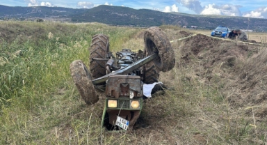 Su kanalına devrilen traktörün altında kalan adam hayatını kaybetti