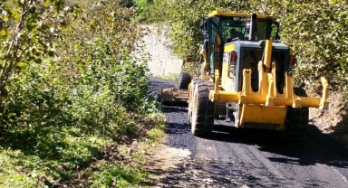Tirebolu’da Ulaşımı Rahatlatacak Asfalt Çalışması!