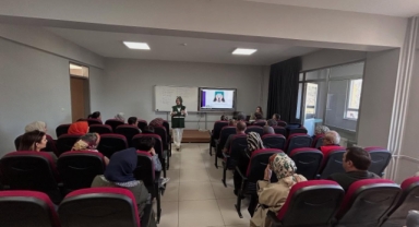 Yeşilay Giresun Şubesi’nden Teknoloji Bağımlılığına Karşı Farkındalık Eğitimi