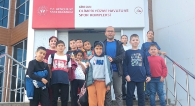 Yüzme Bilmeyen Kalmayacak! Pirazizli Öğrenciler Eğitimde