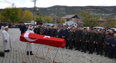 96 yaşında vefat eden Kore gazisi son yolculuğuna uğurlandı