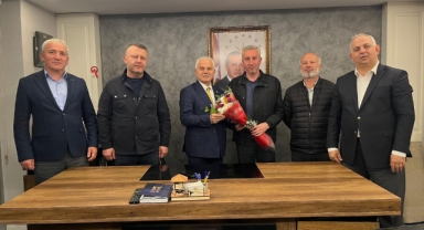 AK Parti Heyetinden Giresun Milletvekili Elmas’a Öğretmenler Günü Ziyareti 