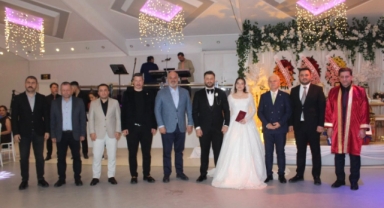 AK Parti İl Başkanı Yılmaz, Genç Çiftin Mutluluğuna Ortak Oldu 