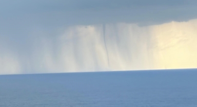 Art Arda Çıkan Hortumlar Panik Yarattı! O Anlar Kamerada