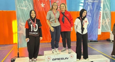 Bilek Güreşi Müsabakalarında Piraziz Rüzgârı