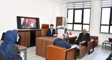 Çamoluk’ta 24 Kasım Ziyareti: Başkan Bakırhan ve Kaymakam Demirtaş Öğretmenlerle Buluştu