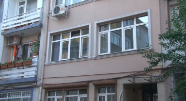 Cinayet mi, İntihar mı? Evinde Silahla Vurulmuş Halde Bulundu 