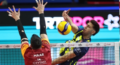 Efeler Ligi: Fenerbahçe: 2 - Galatasaray: 3