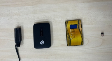 Ehliyet sınavında kopya düzeneğiyle yakalandı!