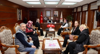 Engelsiz Yaşam Derneği Heyetinden Giresun Valisi Serdengeçti'ye Ziyaret