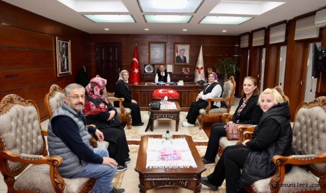 Engelsiz Yaşam Derneği Heyetinden Giresun Valisi Serdengeçti'ye Ziyaret