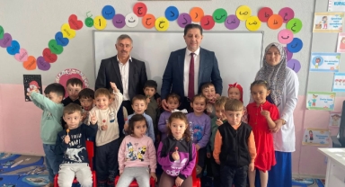 Espiye İlçe Müftüsü Haki Özgül’den Minik Öğrencilere Anlamlı Ziyaret