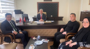 Espiye İlçe Müftüsü Özgül'den 24 Kasım Öğretmenler Günü'nde Anlamlı Ziyaret