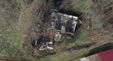 Evde çıkan yangında bir kişi hayatını kaybetti