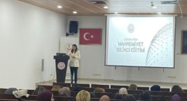 Giresun’da Kreş ve Bakımevi Personeline Mahremiyet Bilinci Eğitimi