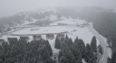 Giresun'da Kümbet Yaylası'na Kar Yağdı