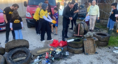 Giresun'da Gönüllüler Deniz Tabanını Temizledi, Çıkanlar Şaşırttı
