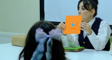 Giresun'da Şehit ve Gazi Çocuklarına Özel Yazarlık Atölyesi Sürüyor