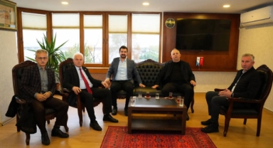 Giresun Heyetinden Piraziz Belediye Başkanı Ayyıldız’a Ziyaret