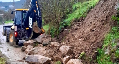 Giresun İl Özel İdaresi'nden Heyelanlara Hızlı Müdahale