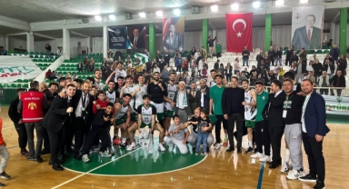 Giresun Milletvekili Elmas, Kerasusspor’un Galibiyet Sevincine Ortak Oldu