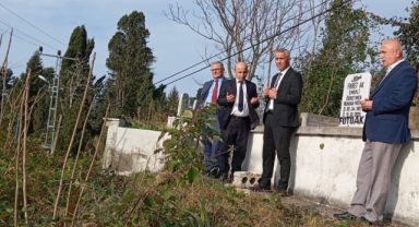 Görele’de 24 Kasım’da Anlamlı Ziyaret: Emekli Öğretmen Fikret Ak Mezarı Başında Anıldı